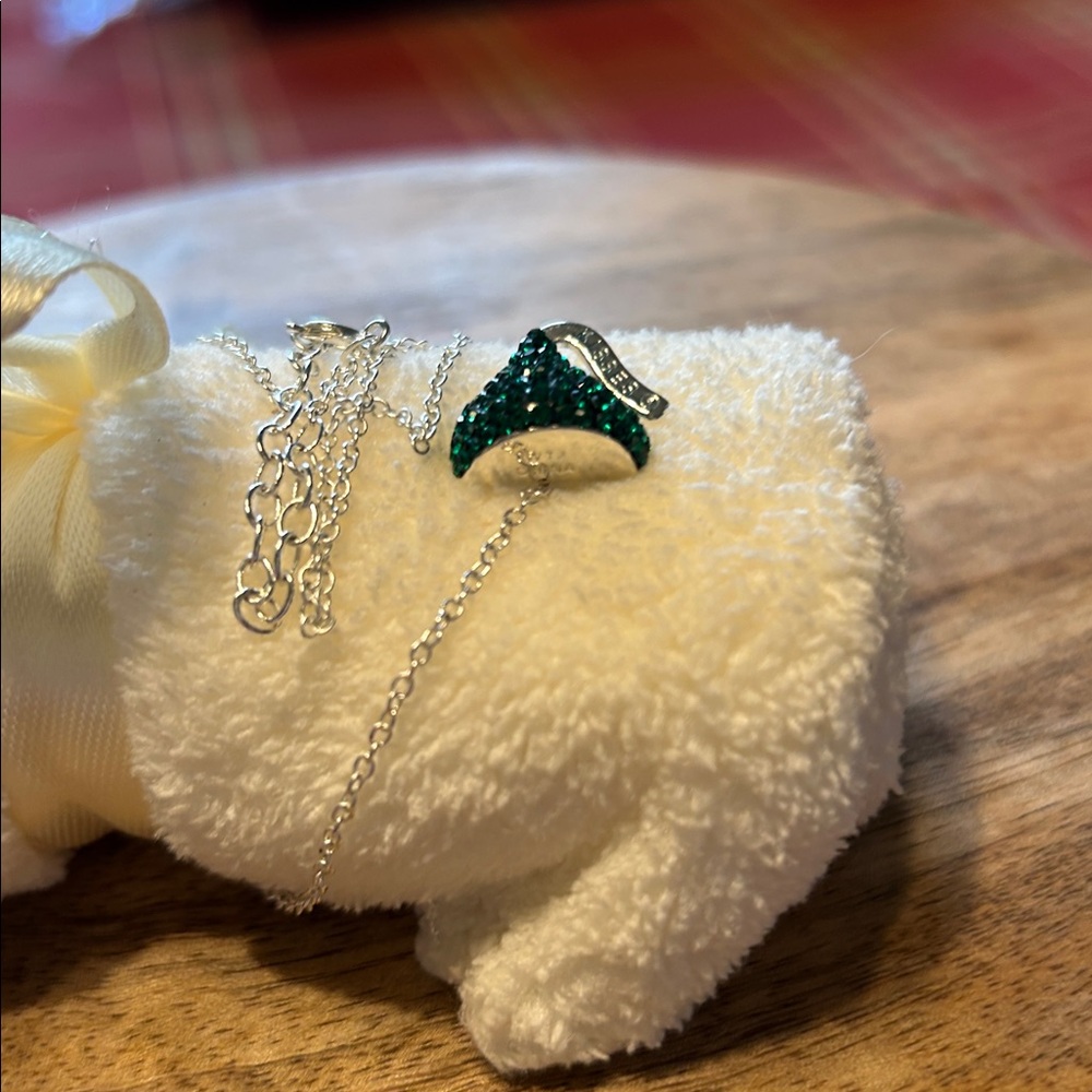 Hershey’s Kisses Vintage Silver Plated Brass Hershey’s Kiss Kelly Green Pendant - Picture 5 of 9